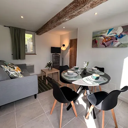 La Longère Des Amoureux Hébergement de vacances La Rivière-Saint-Sauveur