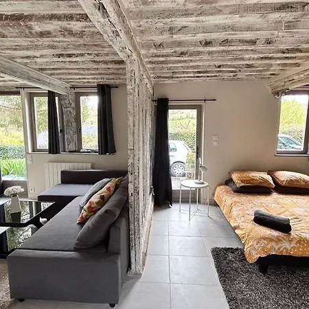La Longère Des Amoureux Hébergement de vacances La Rivière-Saint-Sauveur
